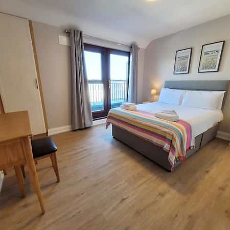 Donegan Court Aparthotel Γκάλγουεϊ Εξωτερικό φωτογραφία